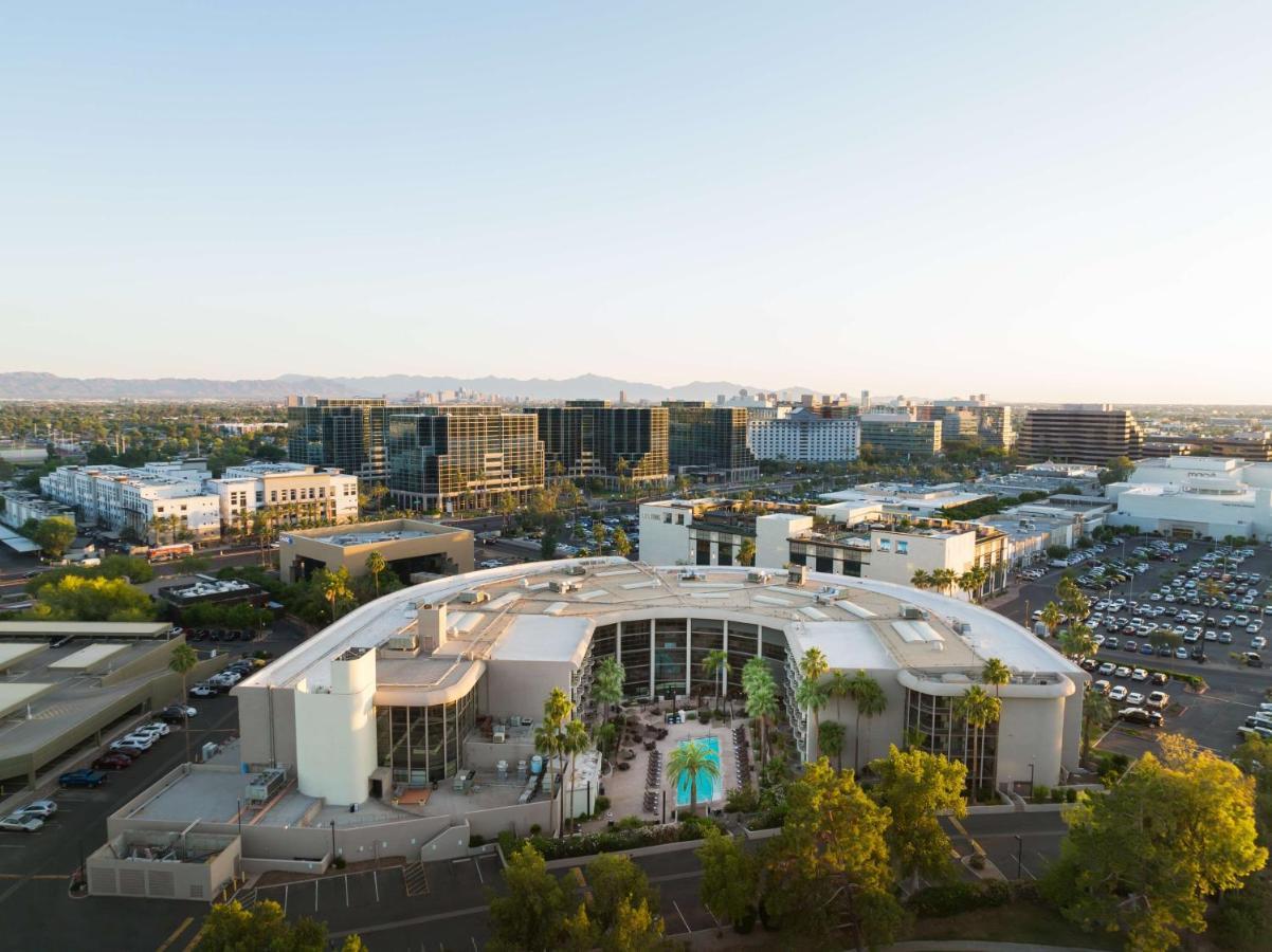 Embassy Suites By Hilton Phoenix Biltmore Exterior photo